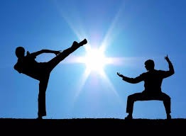 西媒：皇马今年进欧冠8强多踢了4场比赛，弗爷破